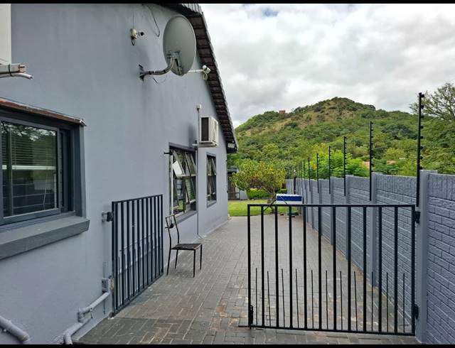 4 BEDROOM HOUSE FOR SALE IN SAFARI GARDENS